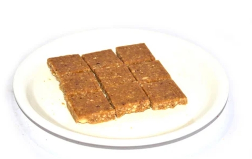 Peanut Chikki - 200g Regular Size | Handcrafted, Protein-Rich, Gluten-Free Sweet Treat with Crunchy Texture and Nutty Flavor