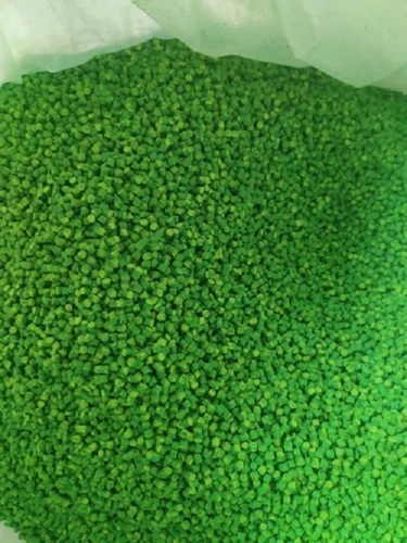 Green Color Masterbatch - Recycled Granules, Highly Pure LLDPE Carrier for Eco-Friendly Plastic Injection Molding Applications