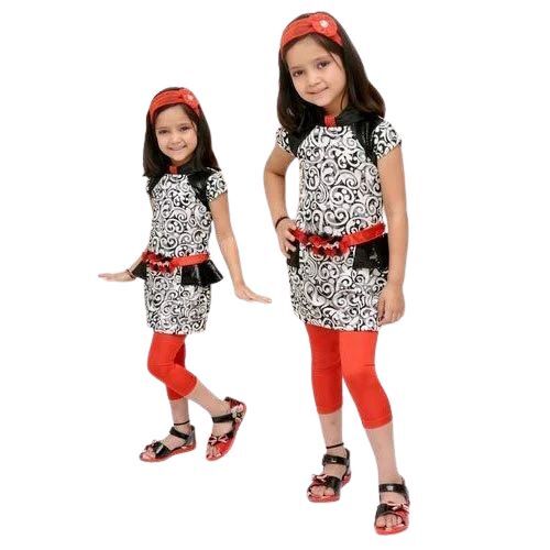 Kids Trendy Capri With Top