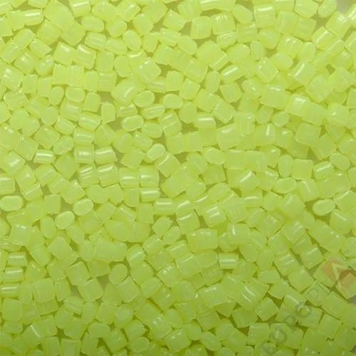 Tinopol Masterbatch - Plastic Powder, Green Color | 99% Purity, High-Quality Masterbatch