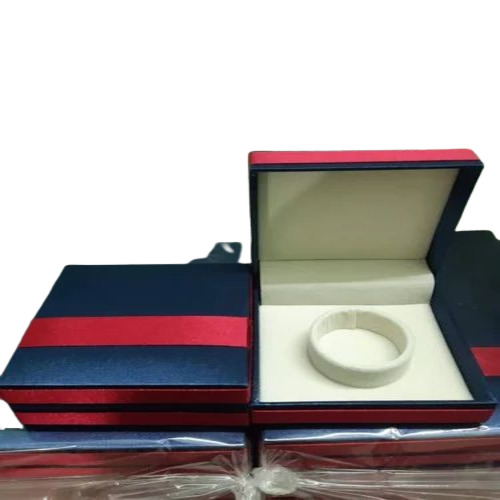 Fabric Bangle Box - Antique Plastic, 4x4 Inches Square, Elegant Red Color with Plain Design