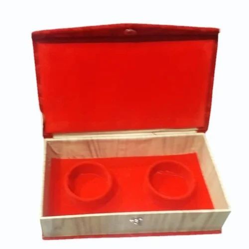 Rectangular Bangle Packaging Box - Cardboard And Satin Material, 10X8 Inch Size, Red Color | Attractive Design, Plain Pattern