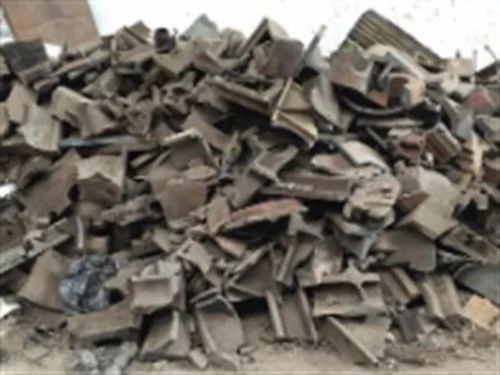 Cast Iron Scrap - Waste Material, Available in Different Thickness Options