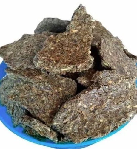 Poultry Feed Cake - 100% Pure, Round Brown Bag | High In Protein, No Artificial Flavour, No Preservatives, Suitable For Cattle