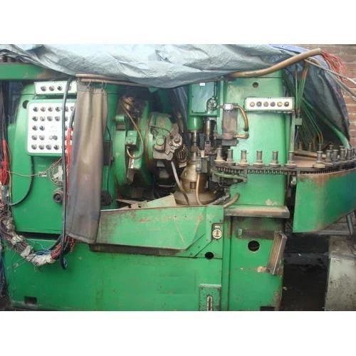 Precision And Accuracy Gear Hobbing Machine