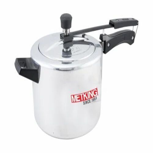 Stainless Steel Pressure Cooker - 3 L Capacity, Induction Base, Silver Color, Bakelite Handle