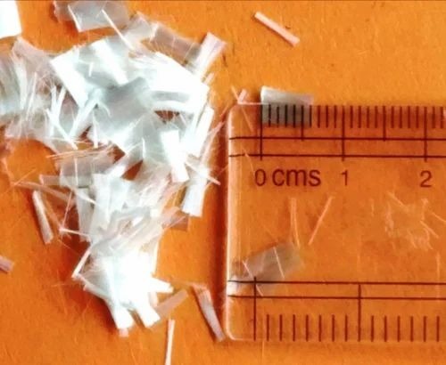 Polypropylene Construction Fiber - Variable Lengths 3mm, 6mm, 12mm, 24mm, 48mm , Eco-Friendly, Alkali Resistant, Chemically Treated Pattern