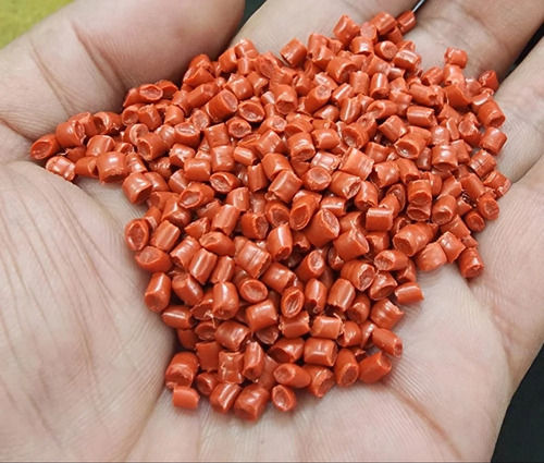 Red Reprocessed Plastic Granules