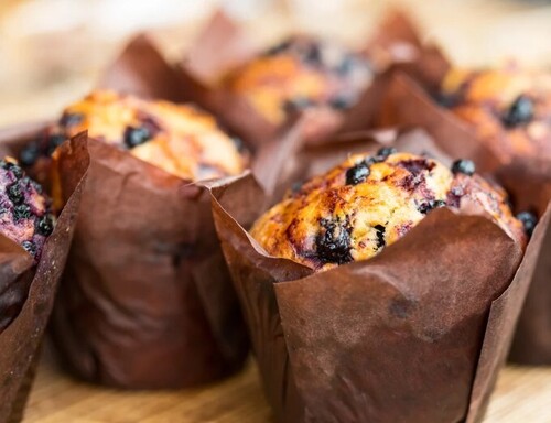 Blueberry Muffins - Round, Light Brown | Solid Form, FSSAI Certified, Ideal for Cool and Dry Storage