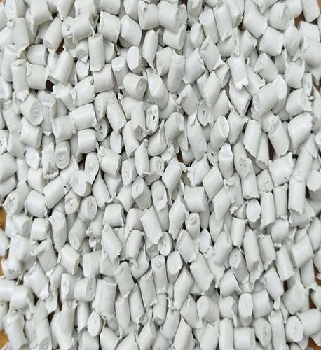 Off White Plastic Reprocess Granules Dana