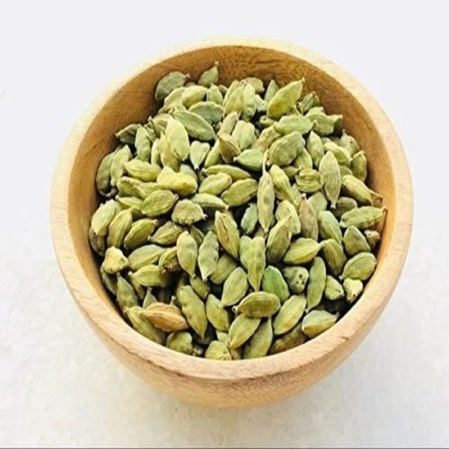 Organic Green Cardamom - Round Shape, Food Grade Quality | 12-Month Shelf Life, Dried Raw Form, Vibrant Green Color