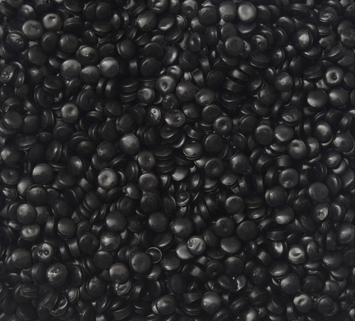 Black Button Reprocessed PP Granules