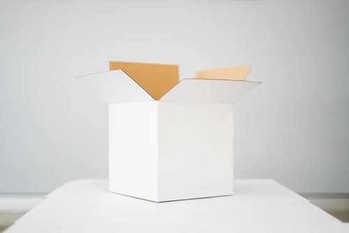 White Paper Corrugated Box - Kraft Paper Rectangle Shape Eco-Friendly for Gift & Crafts Packaging