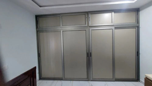 3 Doors Aluminium Wardrobe - Application: Y