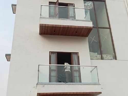 S S Balcony Railing With Glass