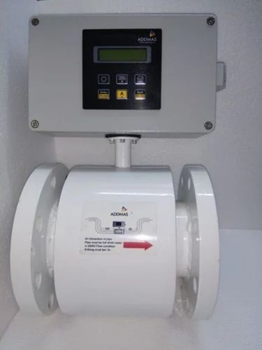 Digital Flow Meter - Weight: 1  Kilograms (Kg)