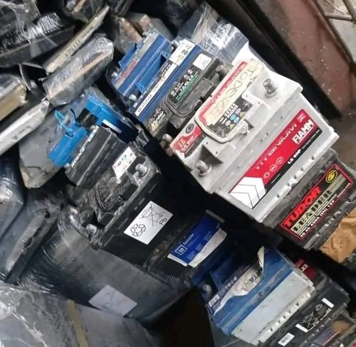 Used Lead Acid Car Battery Scrap - Material: Ms And Plastic