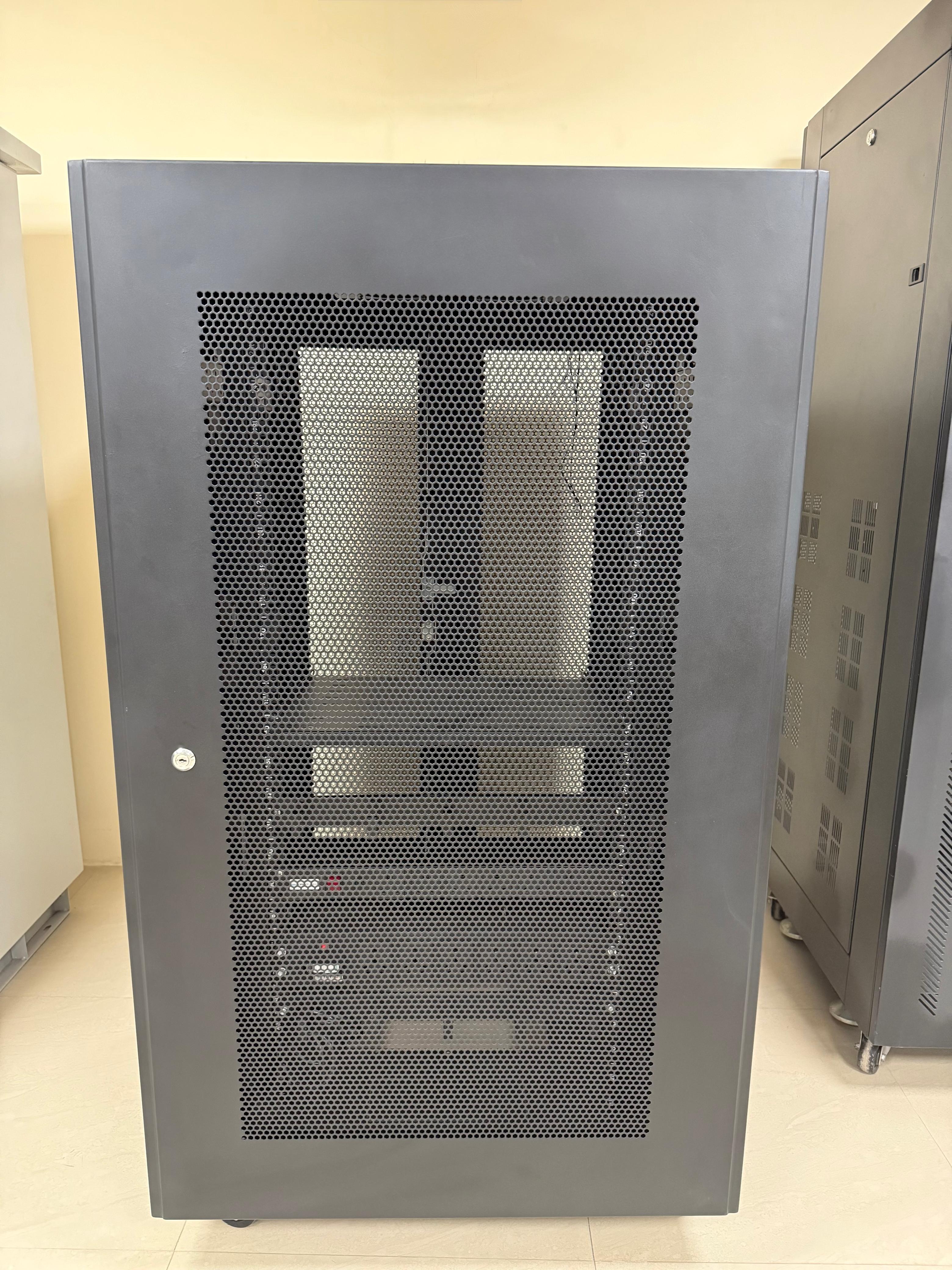 NETWORKING RACKS/SERVER RACKS