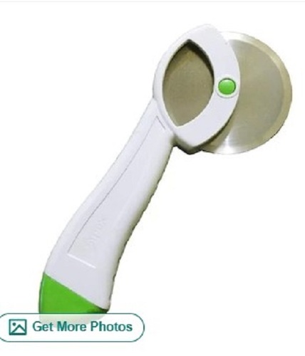 Stainless Steel Pizza Cutter - Silver Color, User-Friendly Design with Tested Quality Standards