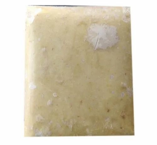 Frozen Amla Pulp - 1 Kg White Color Organic Cultivation Grade A 10-Month Shelf Life Frozen Style No Artificial Color