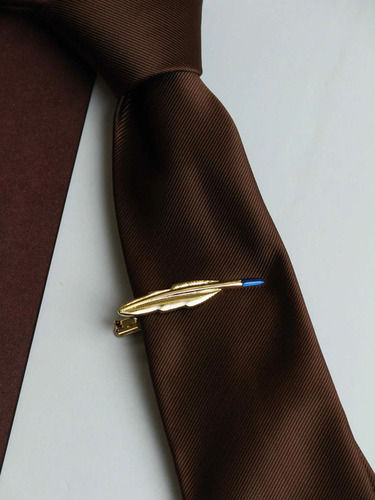 Men Textured Quill Tie Clip