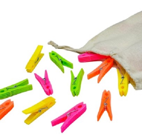 3 Inch Plastic Cloth Clip - Plastic, Standard Size | Crack Resistant Material, Various Colors, Tested for Quality Standards, Timely Delivery