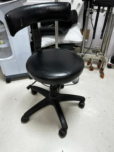 Surgeon Chair - Color: Black