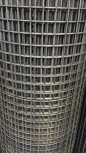 Wire Mesh - Welded, Customised Color, Rectangle Hole, Galvanized Surface Treatment, Wire Gauge | Easy To Fit, Good Quality
