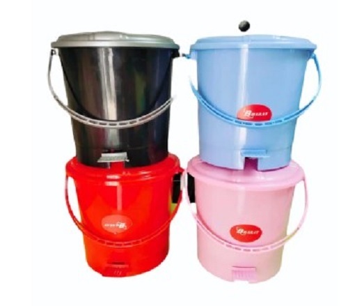 Plastic Pedal Dustbin - Plastic, Various Sizes Available, Various Colors, Easy to Clean, Spacious, Quality Standards Tested, New Only