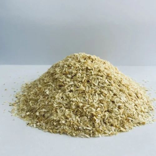 Dehydrated White Onion Granule - 25 kg Bag, 5% Moisture , Dried Chopped Form with 12 Months Shelf Life, Processed Using Food Dehydrators