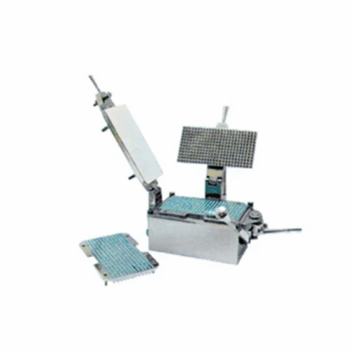 Pharmaceutical Machines - Capacity: 1 Kg/Hr