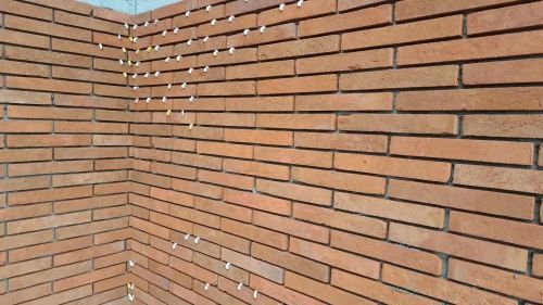 Wall Cladding Tiles - Rectangular, Customized Size, Brown/Tan, Plain Surface, Acid-Resistant, Fine Finished, Durable Rustic Border