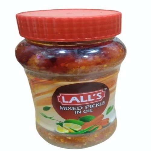Spicy Mixed Pickles - 1 Kilogram, Tasty and Salty Flavor with Preserved Oil and a Shelf Life of 14 Months