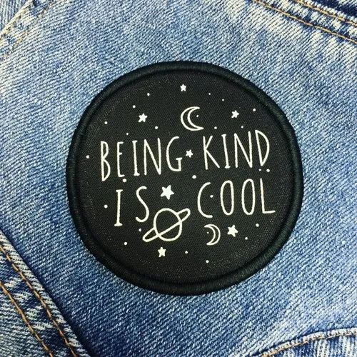 Custom Woven Patch - 2 mm Thick, Multicolor Printed Fabric | Round Shape, Ideal for Garment Applications, Box Packaging