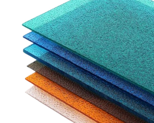 पॉलीकार्बोनेट उभरे हुए शीट