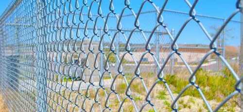 Chain-Link Fencing Wire Net - Color: Steel