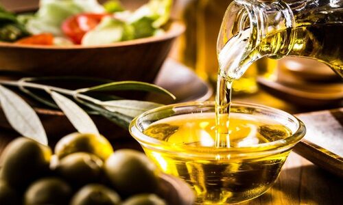 Edible Olive Oil - 100% Organic Cold-Pressed, Rich in Healthy Fats & Antioxidants, Enhances Heart Health, Supports Digestion, Ideal for Cooking & Salads