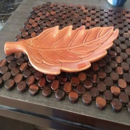 Decorative Ceramic Leaf Tray - Ceramic Material Oval Size Pink Color Plain Pattern Customizable Multicolor Options