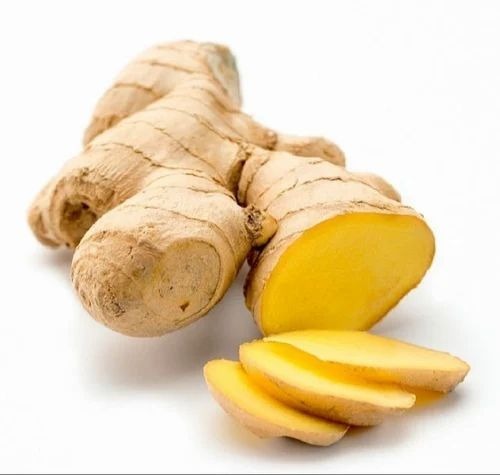 Fresh Ginger - 1 kg A Grade Regular Ginger in Gunny Bag | Chopped Processing Form, Common Shape, 1 Month Shelf Life, Cooked Style