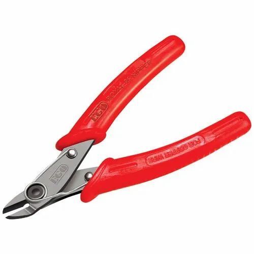 Hand Wire Cutter - Metal and Rubber Handle Manual Operation | Corrosion Resistant Dual Color Design: Red and Black High Hardness