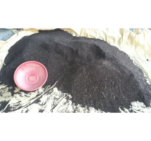Vermicompost Organic Fertilizer - pH 7.2, 10% Moisture | 100% Water Soluble, Black Powder, Pure Manure