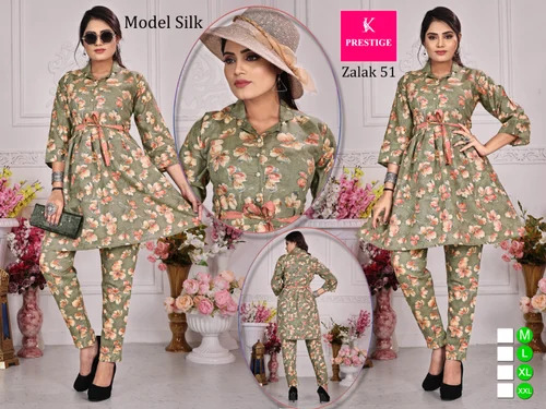 Ladies Rayon Olive Green Printed Kurti Pant Set