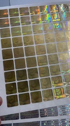 ओके टेस्टेड होलोग्राम स्टिकर