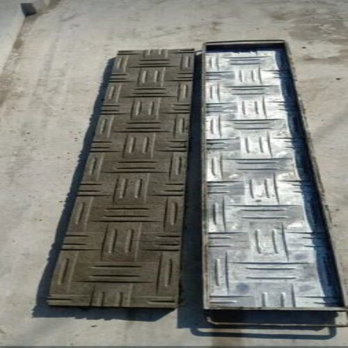 Rcc Precast Compound Wall Mould