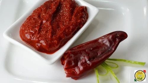 Red Chilli Paste - 200g Plastic Bottle, No Preservatives Added, Spicy Taste, A Grade, Bright Red Color, 1 Month Shelf Life