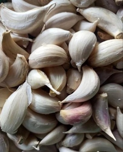 Unpeeled Garlic Cloves