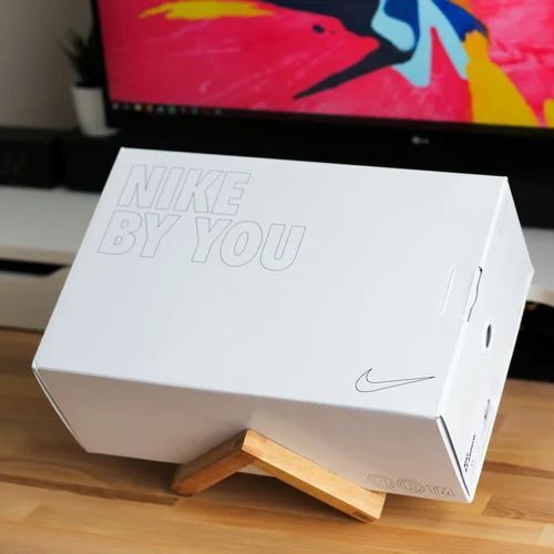 Shoe Packaging Box - 5-10 Kg Weight Capacity Single Wall 3 Ply Construction White Paper Material | Silkscreen Printed Design