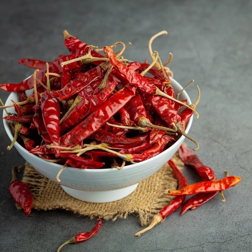 Dry Red Chilli - Guntur Variety, With Stem, Spicy Taste, Grade A, FSSAI Certified, Dried, Loose Packaging | Store in Cool & Dry Place