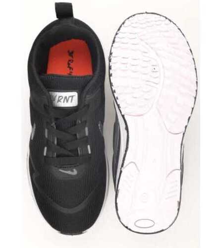 Sports Shoes - Color: Black