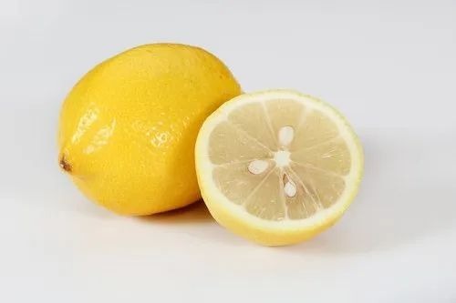 Lime N Lemon - 5 Kg A Grade Carton Packaging | Whole Yellow Fruit, Common Cultivation Type, Ideal for Culinary Use